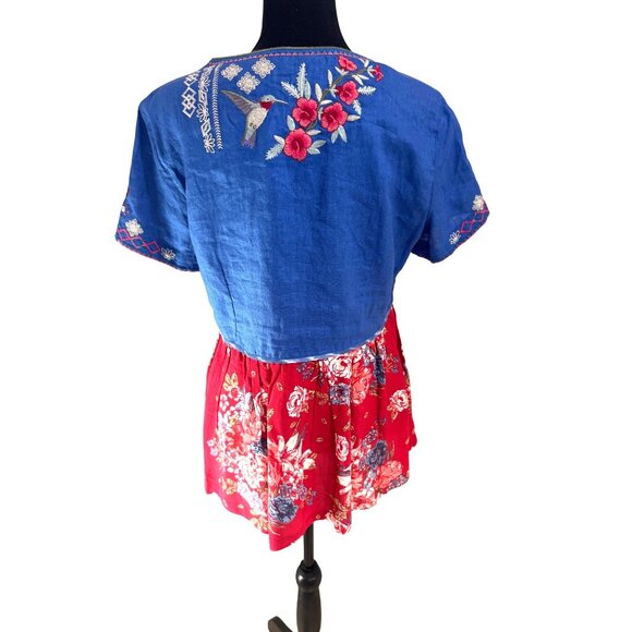 John Mark Women Chambray Blue Red Floral Embroidered Linen Cottage Peasant Top M - Picture 3 of 9